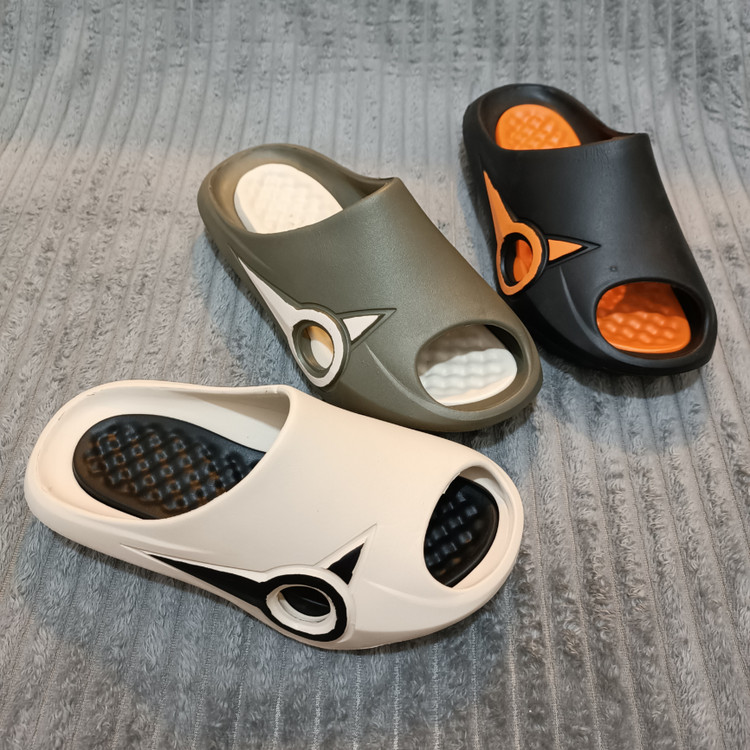 دمپایی مردانه ونس بسیار راحت و ضد لغزندگی