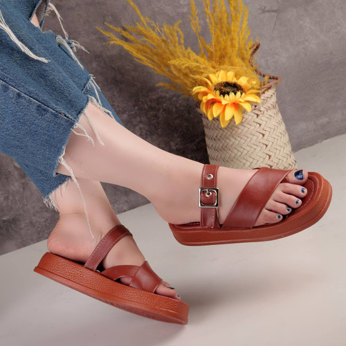 صندل زنانه مدل لافیتا