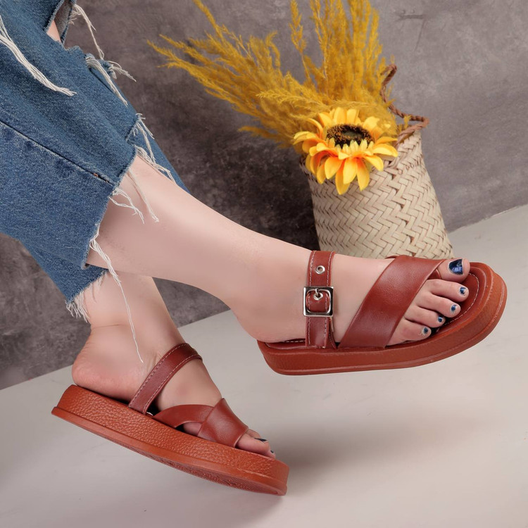 صندل زنانه مدل لافیتا